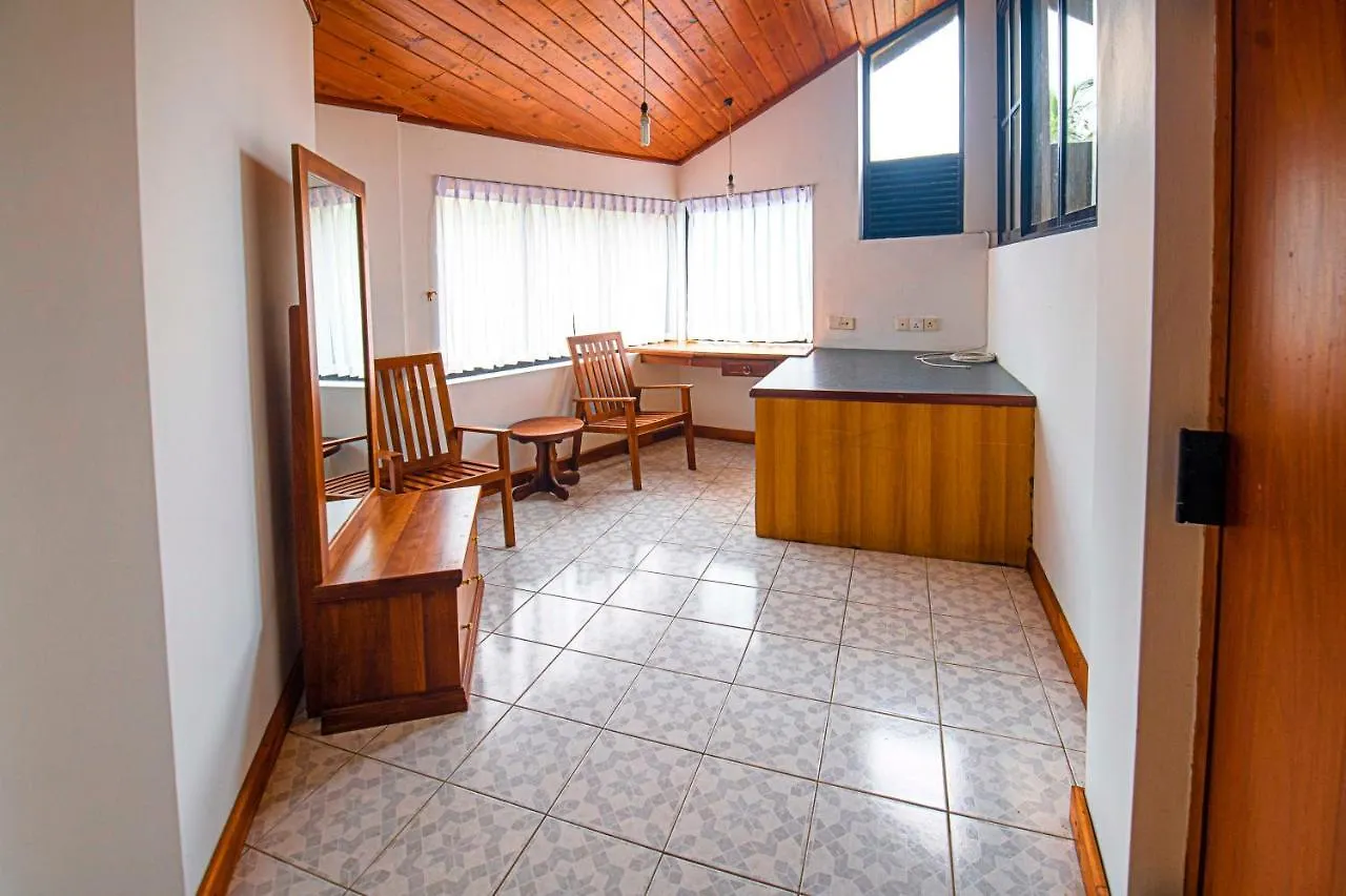 Aa Bungalow Канди Проживание в семье